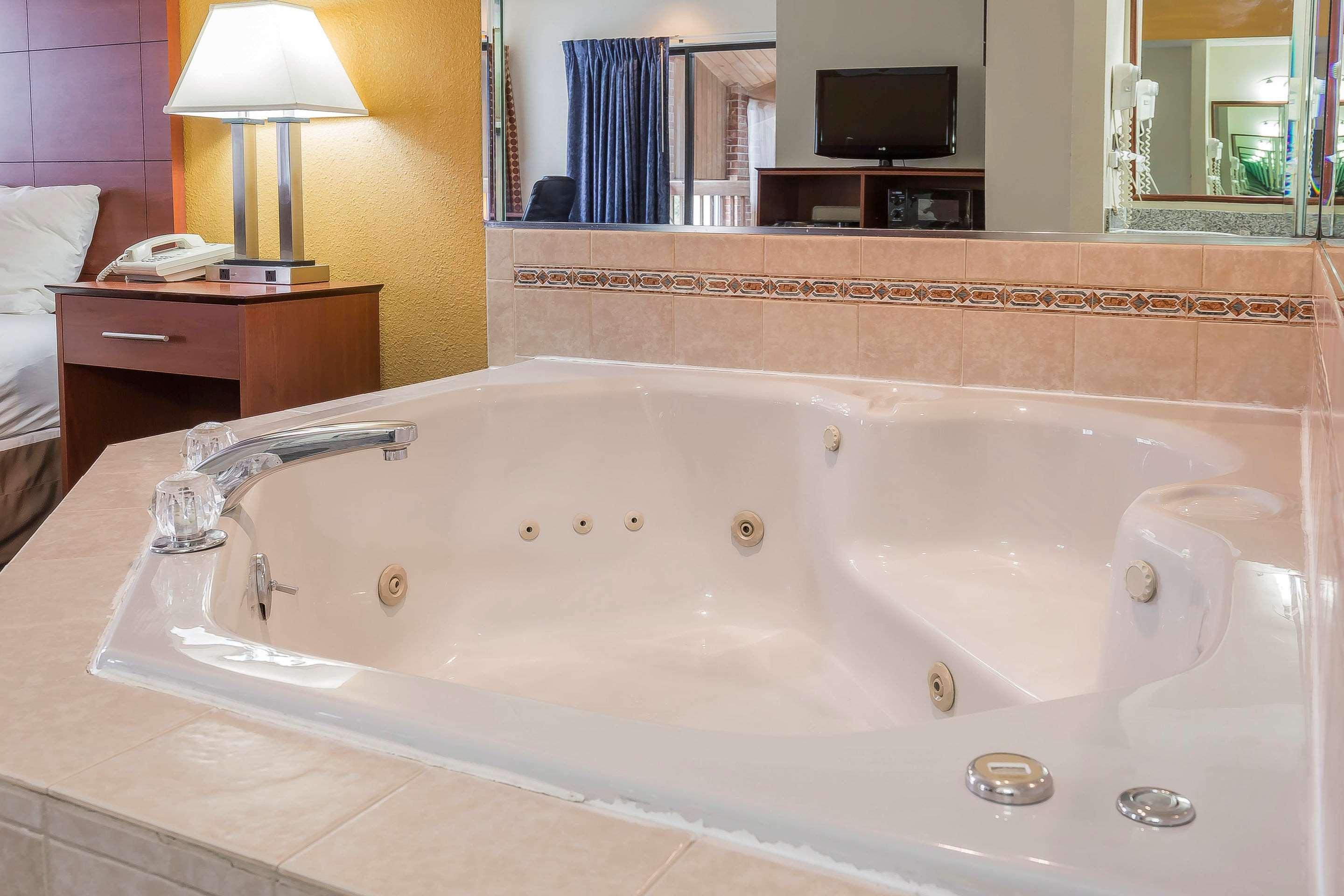 Quality Inn Sycamore - Dekalb Extérieur photo