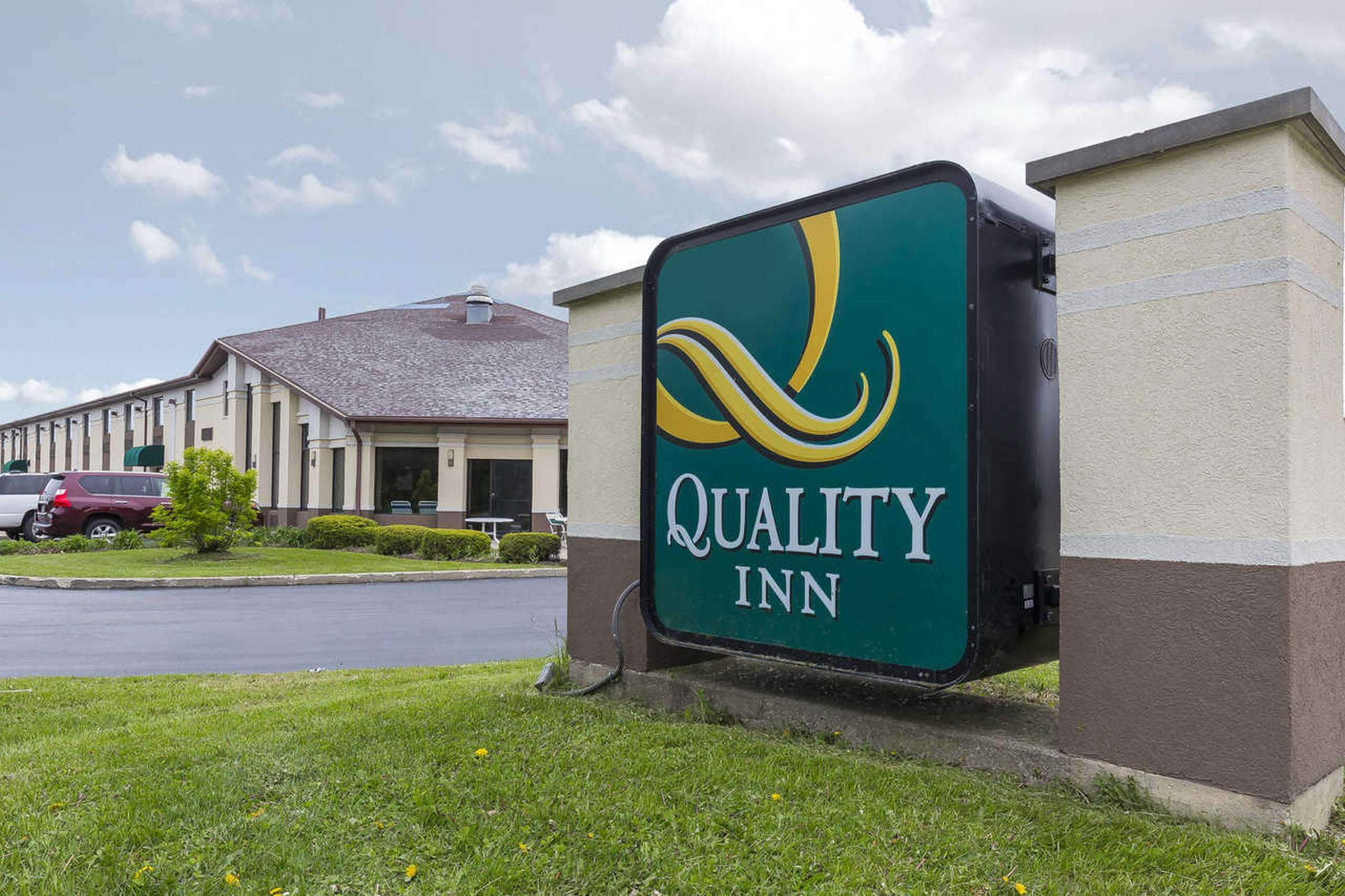 Quality Inn Sycamore - Dekalb Extérieur photo