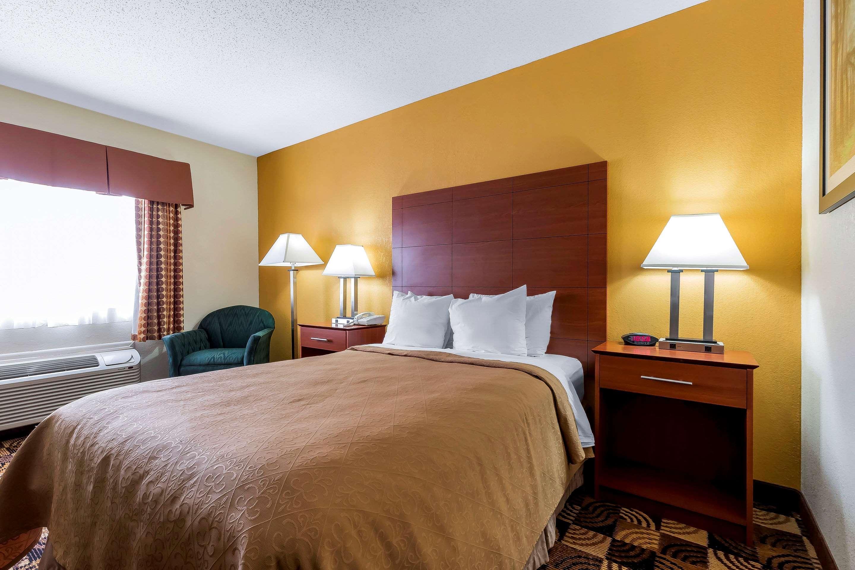 Quality Inn Sycamore - Dekalb Extérieur photo