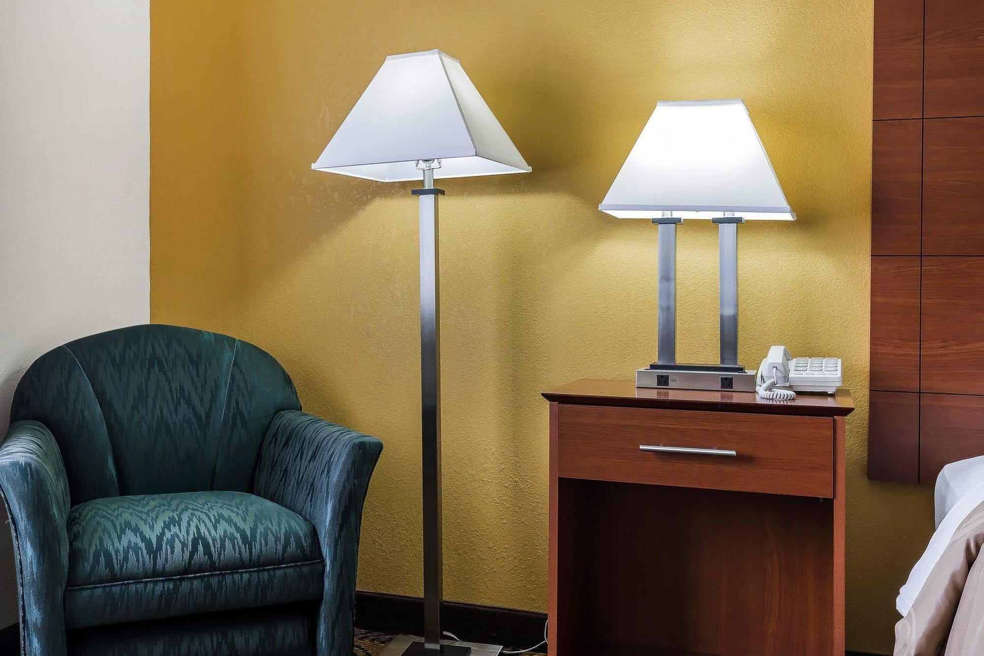 Quality Inn Sycamore - Dekalb Extérieur photo