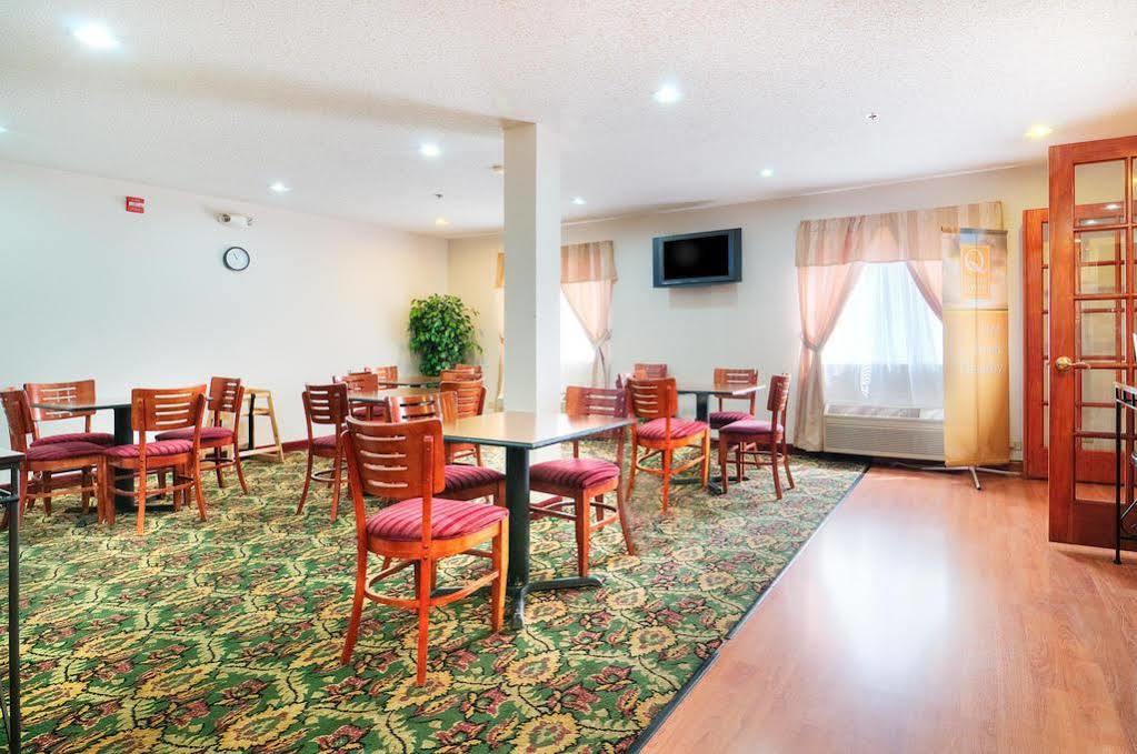 Quality Inn Sycamore - Dekalb Extérieur photo